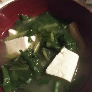 青菜と油揚げと豆腐のお味噌汁